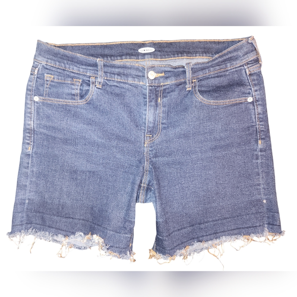 Old Navy Midi Slim Shorts size 12